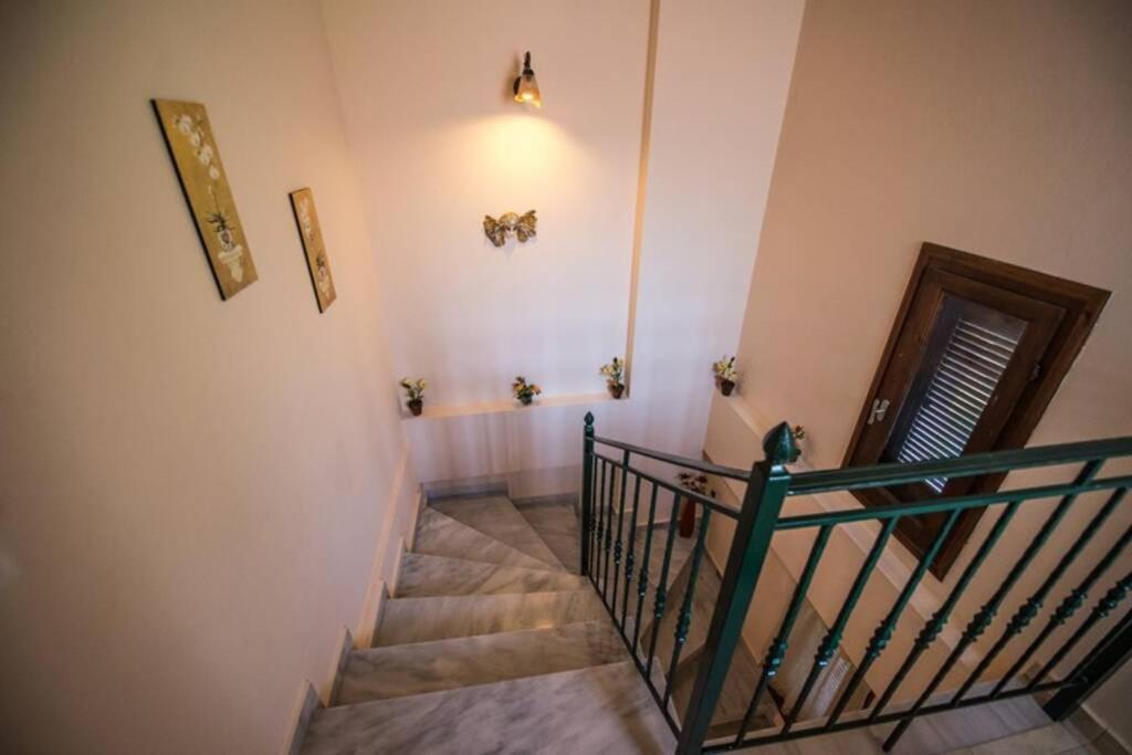 Kelly'S Villa In Stoupa Neokhorion  Kültér fotó
