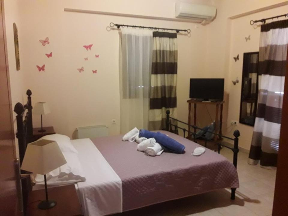 Kelly'S Villa In Stoupa Neokhorion  Kültér fotó